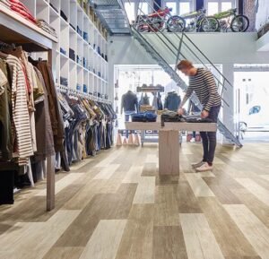 Forbo Allura Wood Dryback 0.70 (2.5mm) — Natural Rustic Pine - Afbeelding 2