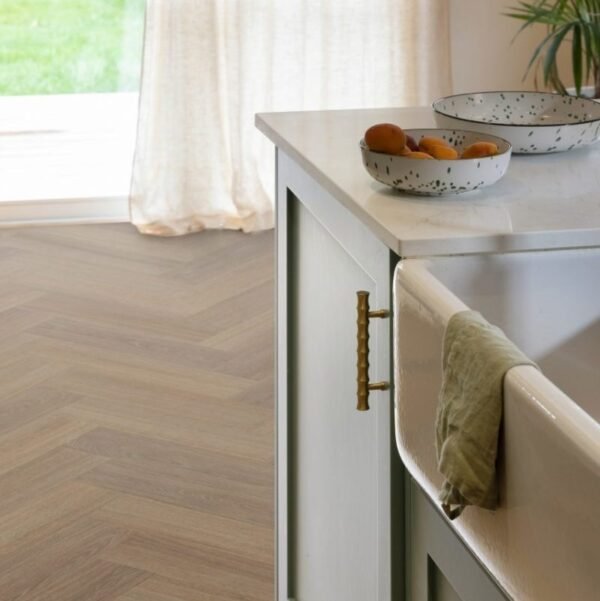 Moduleo Roots visgraat Gyde Oak (22877) — Glyde Oak - Afbeelding 2