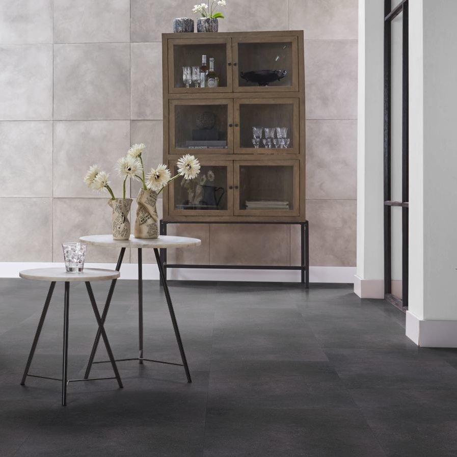 Ambiant-Sarino-(Dark-Grey) van Ambiant in de kleur Dark-Grey - PVC vloeren