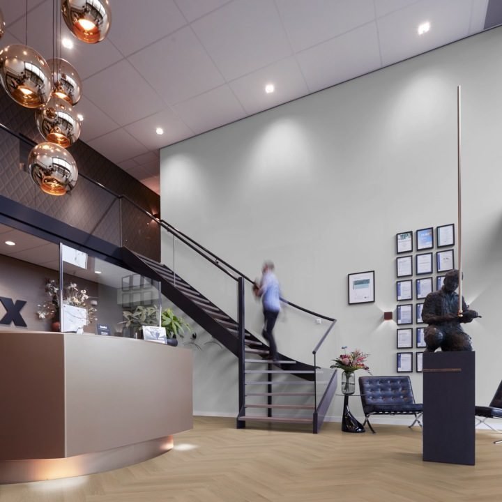 Ambiant-Spigato-Navaro-Visgraat-(Natural-Oak) van Ambiant in de kleur Natural-Oak - PVC vloeren