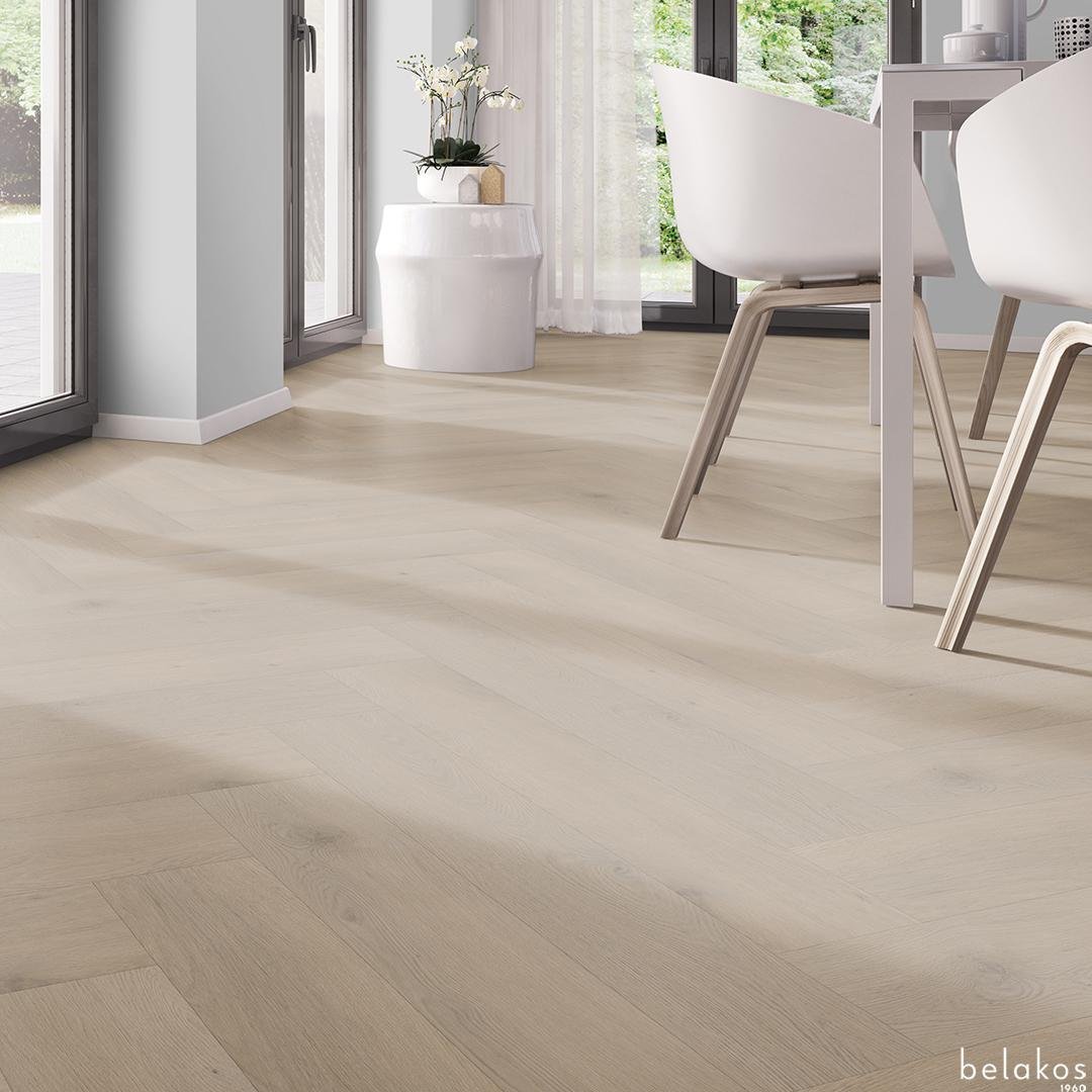 Belakos-Attico-visgraat-XL van Belakos in de kleur Attico-82 - PVC vloeren