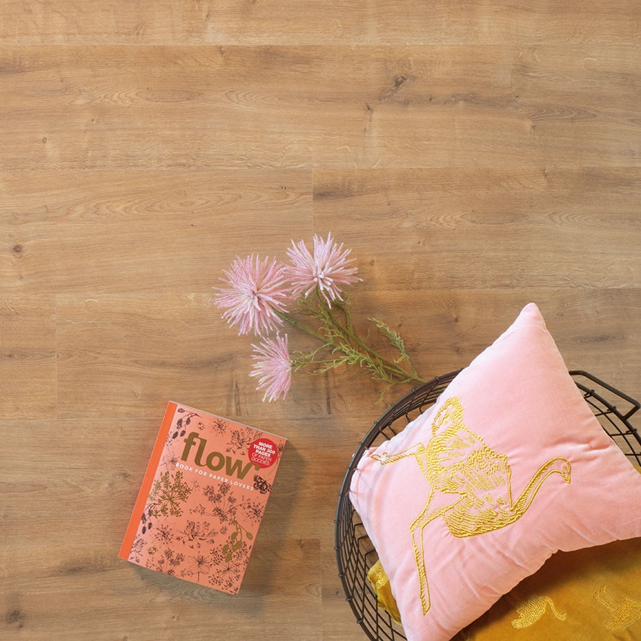 Douwes-Dekker-Spontaan-(Kurkuma) van Douwes-Dekker in de kleur Kurkuma - PVC vloeren