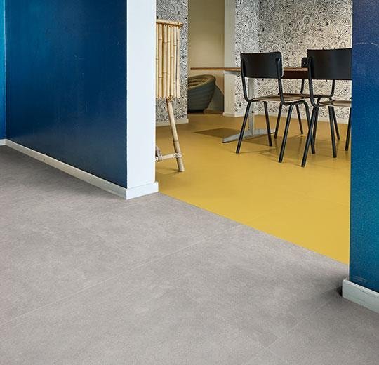 Forbo-Allura-Tegels-Verlijmd-0.55-(2.2mm) van Forbo in de kleur Mist-Texture - PVC vloeren