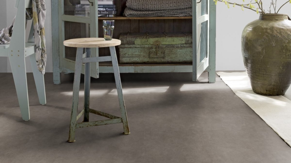 Forbo-Allura-Verlijmd-0.70-(2.5mm)-Tegels van Forbo in de kleur Taupe-Sand - PVC vloeren